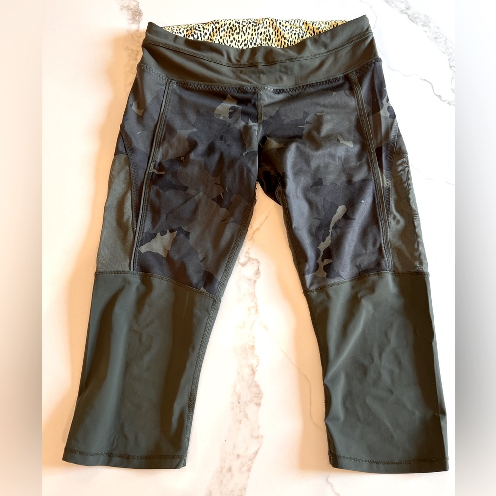 Lululemon cropped leggings